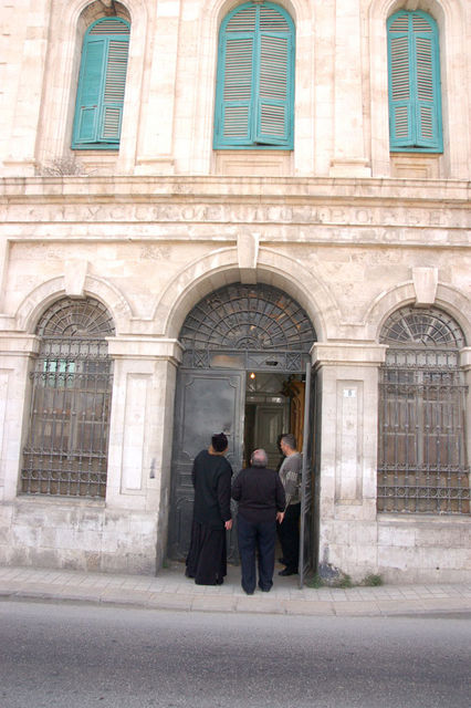 Исторический центральный вход на Сергиевское подворье ИППО. © Иерусалимское отделение ИППО