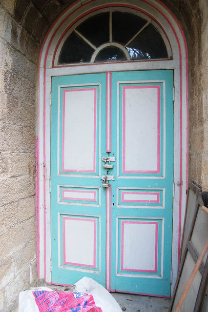 Так выглядела старая дверь народной трапезной. © Иерусалимское отделение ИППО