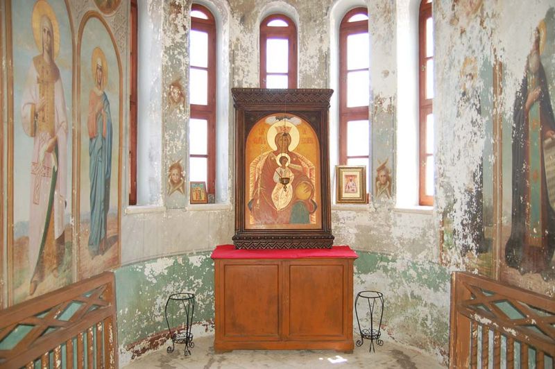 Державная икона Божией Матери перенесена на новое место. © Иерусалимское отделение ИППО