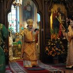 14 мая 2010 года. В день Святого Духа Патриарх Иерусалимский Феофил III совершил Божественную литургию в Троицком соборе РДМ