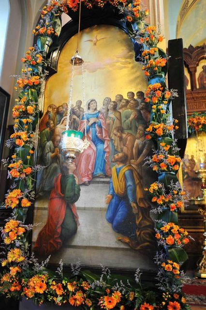 Икона Сошествие Святого Духа на апостолов в Троицком соборе