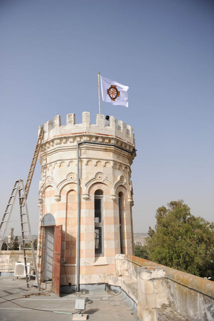 К 128-летию ИППО на южной башне Сергиевского подворья в Иерусалиме воодружен флаг ИППО