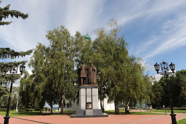 Памятник Минину и Пожарскому. © Фото Ларисы Платоновой