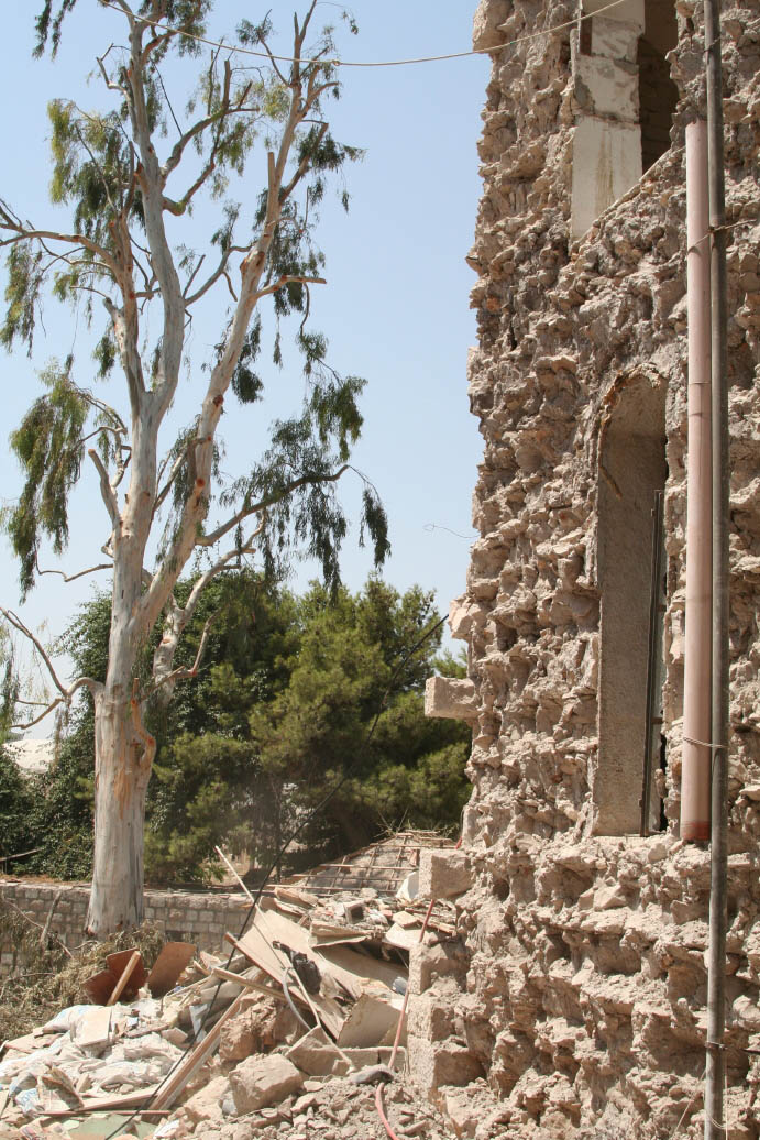 На этом снимке видно, что часть флигеля просто снесена. © Иерусалимское отделение ИППО