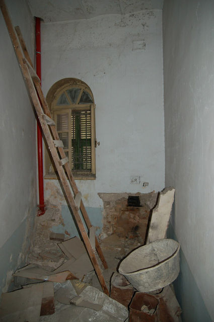 Состояние одной из комнат квартиры эконома на 26 мая 2008 г.