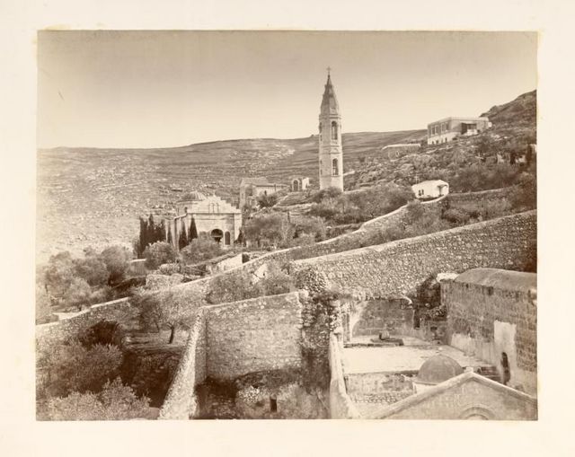 Вид на Горненский женский монастырь в пригороде Иерусалима Эйн-Карем