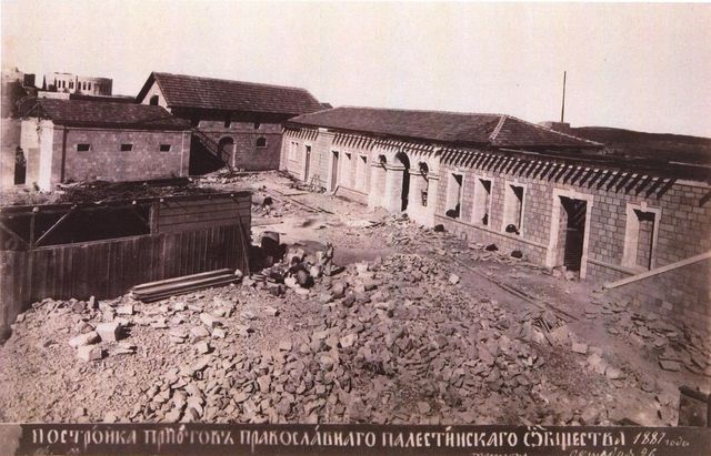 Строительство Сергиевского подворья. Вид на северно-восточную часть двора. 26 октября 1887 года