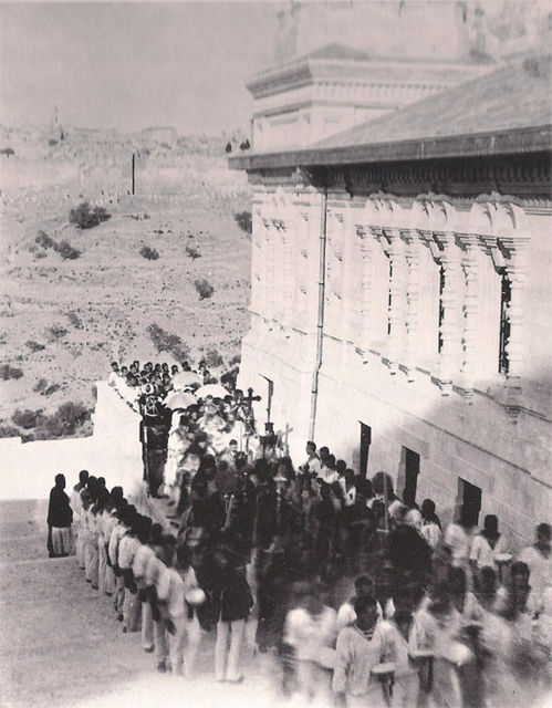 Крестный ход во время освящения храма св. Марии Магдалины 1 октября 1888 года