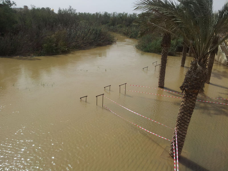 Вивафара во время февральских дождей 2012 года. Подлинное место Крещения на реке Иордан