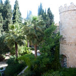 Двор Сергиевского подворья в Иерусалиме