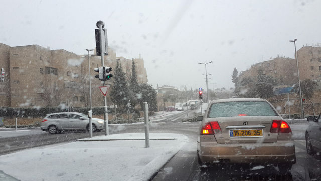 Начало снега в Иерусалиме в четверг 12 декабря 2013 года