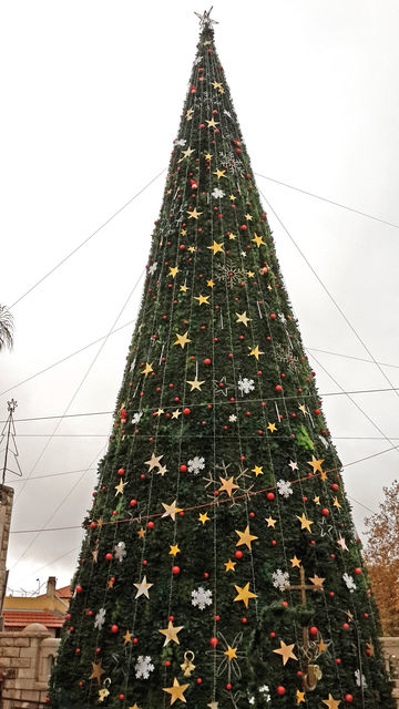 Рождественская ёлка в православном квартале Назарета