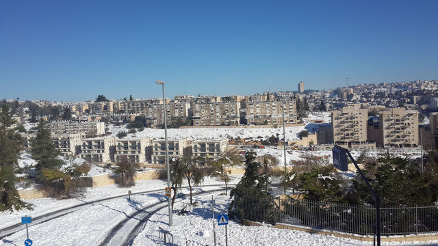 Иерусалим в снегу 15 декабря 2013 года. Воскресение