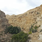 Панорама на монастырь преподобных Иоанна и Георгия Хозевитов в ущелье Вади Кельт