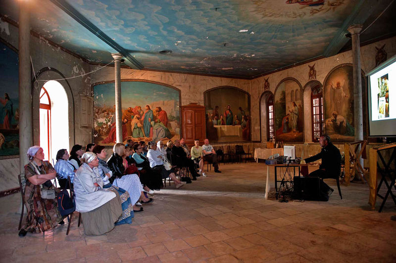 1 апреля 2012 г. Сергиевские чтения для паломников из Москвы, Твери и Калуги. © Иерусалимское отделение ИППО
