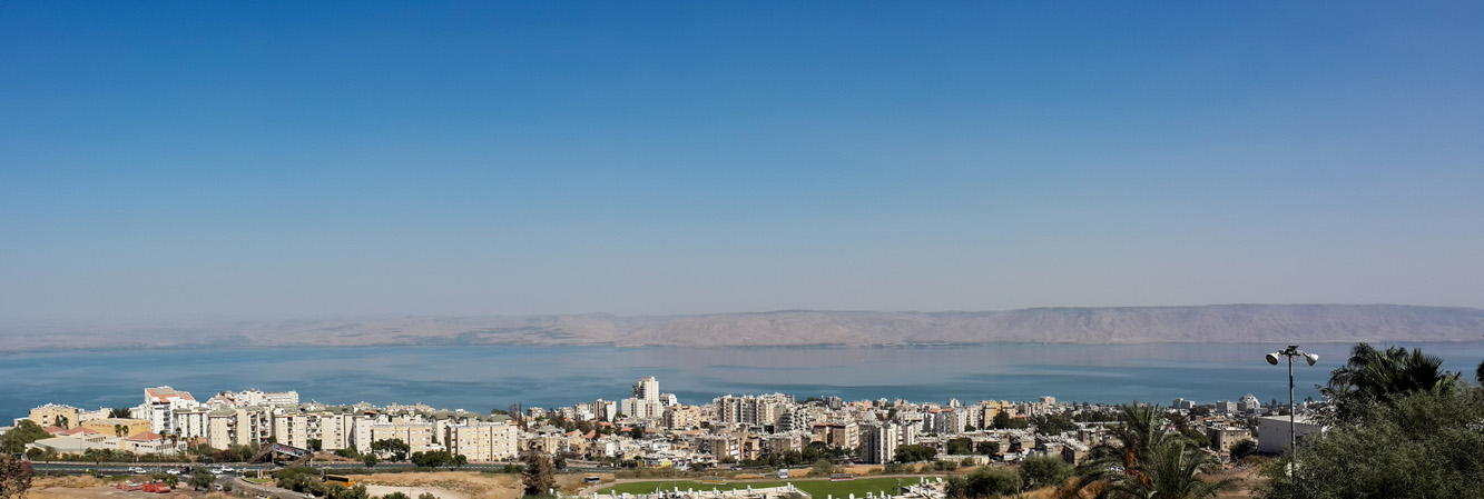 17 сентября 2015 г. Панорама на город Тверию и море Галилейское