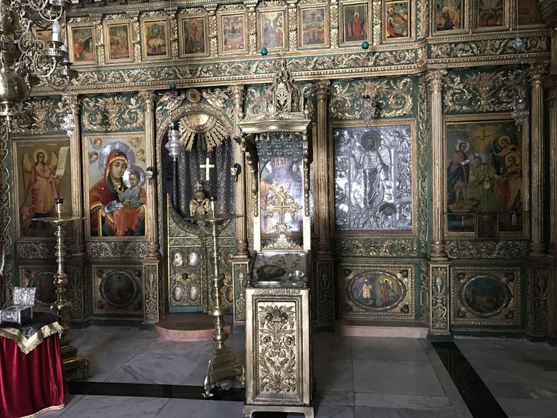 Греческий православный храм св. Иоанна Предтечи в старом городе Иерусалима. 8 апреля 2017 года