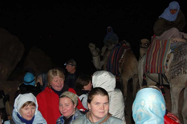 "Верблюда, камила"! Зазывает бедуин. © Православный паломнический центр "Россия в красках" в Иерусалиме