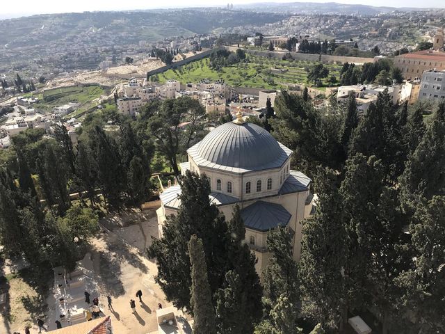 Русский Вознесенский монастырь на вершине горы Елеон в Иерусалиме. 7 января 2019