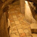 Вход в католические пещеры. © Православный паломнический центр «Россия в красках» в Иерусалиме