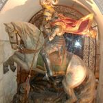 Католическая скульптура св. Георгия Победоносца. © Православный паломнический центр «Россия в красках» в Иерусалиме