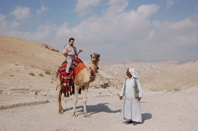 На верблюде. © Православный паломнический центр «Россия в красках» в Иерусалиме