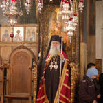 Греческий архиерей, совершающий службу. © Православный паломнический центр «Россия в красках» в Иерусалиме