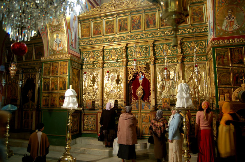 В православном храме на горе Фавор. © Православный паломнический центр «Россия в красках» в Иерусалиме