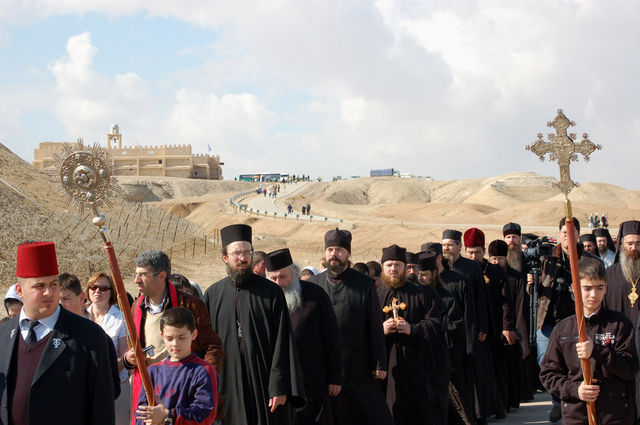 Крестный ход на Святую реку Иордан. © Православный паломнический центр «Россия в красках» в Иерусалиме